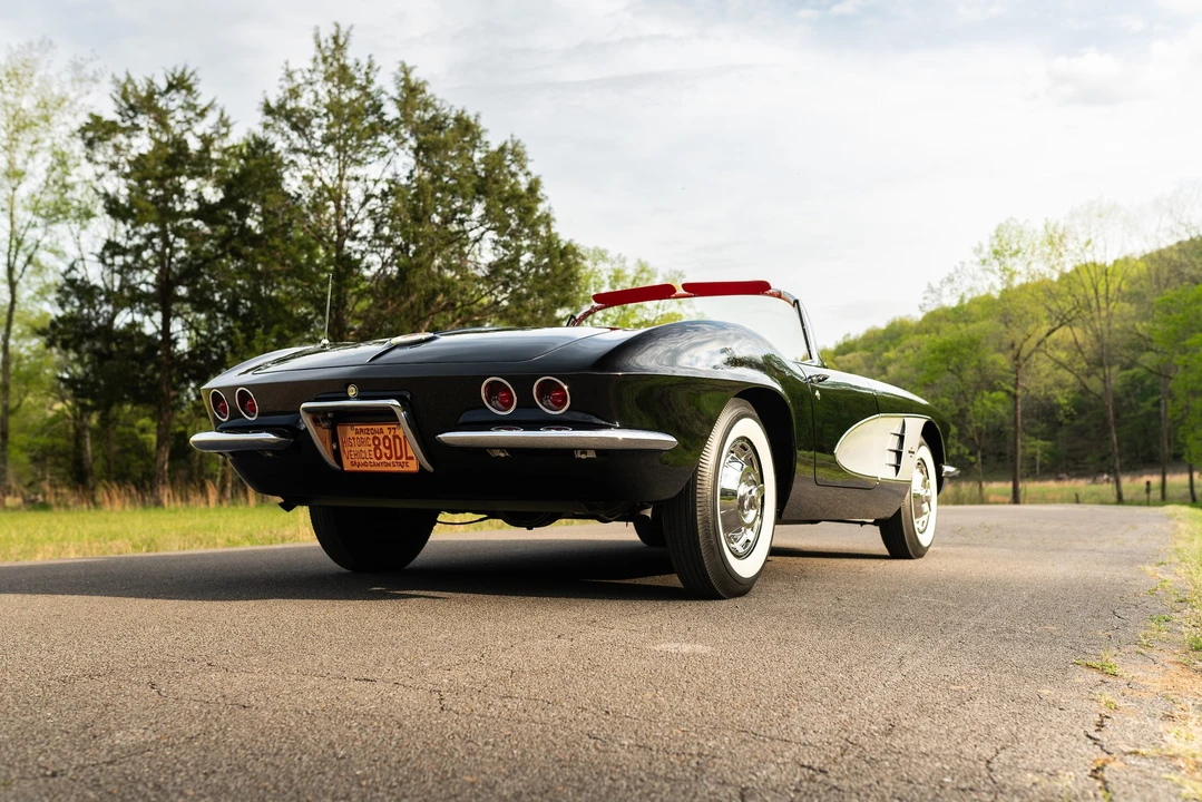 1961 Chevrolet Corvette C1 - Image 8 of 31