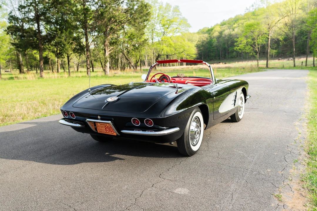1961 Chevrolet Corvette C1 - Image 9 of 31