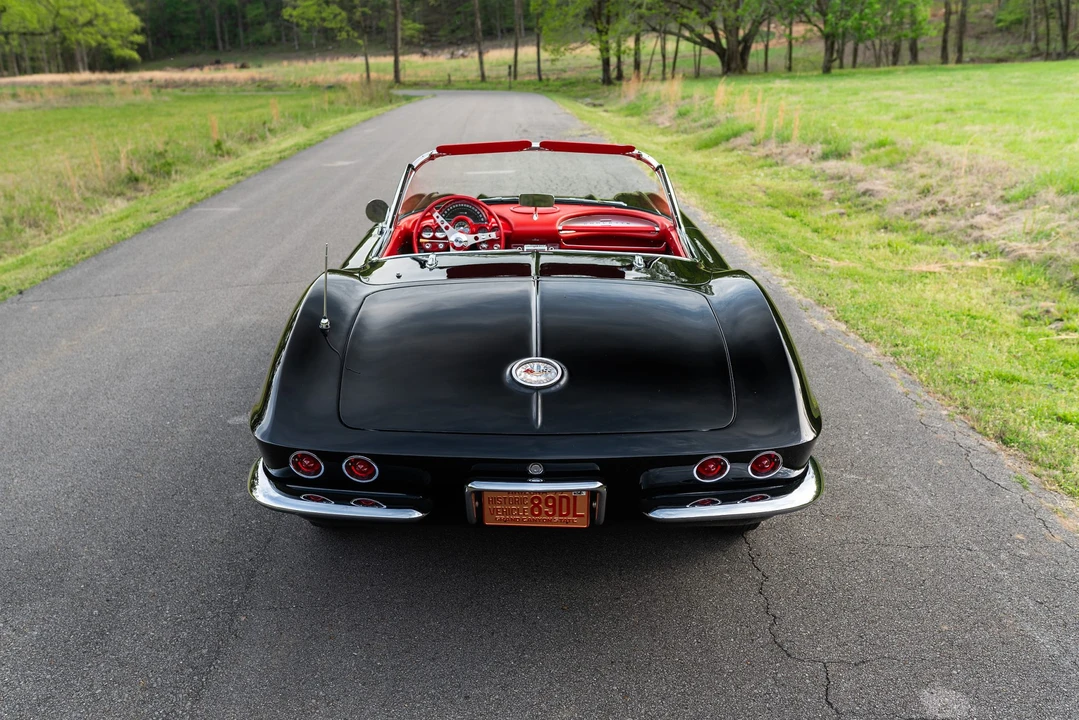 1961 Chevrolet Corvette C1 - Image 10 of 31