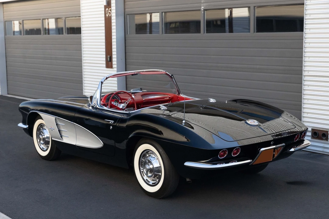 1961 Chevrolet Corvette C1 - Image 12 of 31