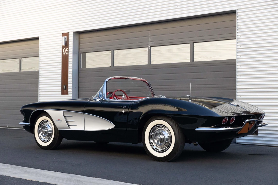 1961 Chevrolet Corvette C1 - Image 7 of 31