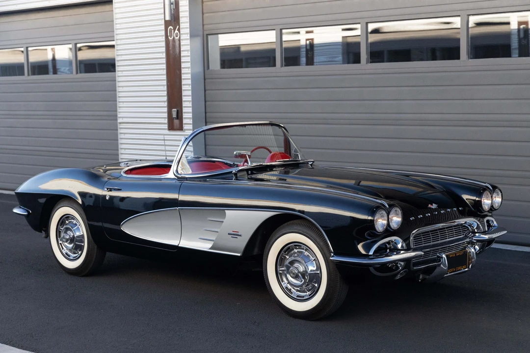 1961 Chevrolet Corvette C1 - Image 26 of 31