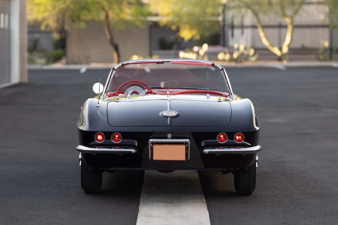 1961 Chevrolet Corvette C1 - Image 16 of 31