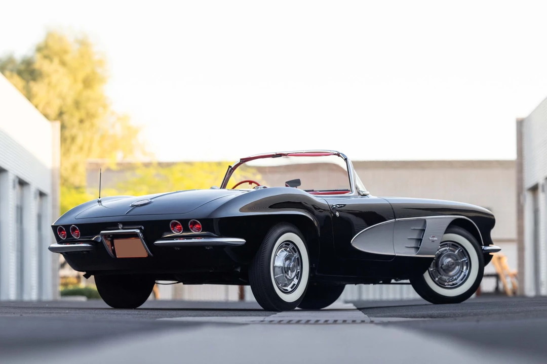 1961 Chevrolet Corvette C1 - Image 17 of 31