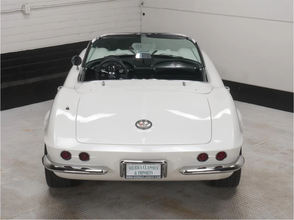 1961 Chevrolet Corvette C1 - Image 28 of 31