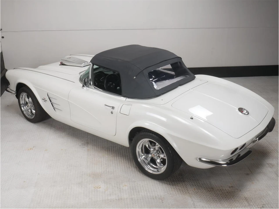 1961 Chevrolet Corvette C1 - Image 2 of 31