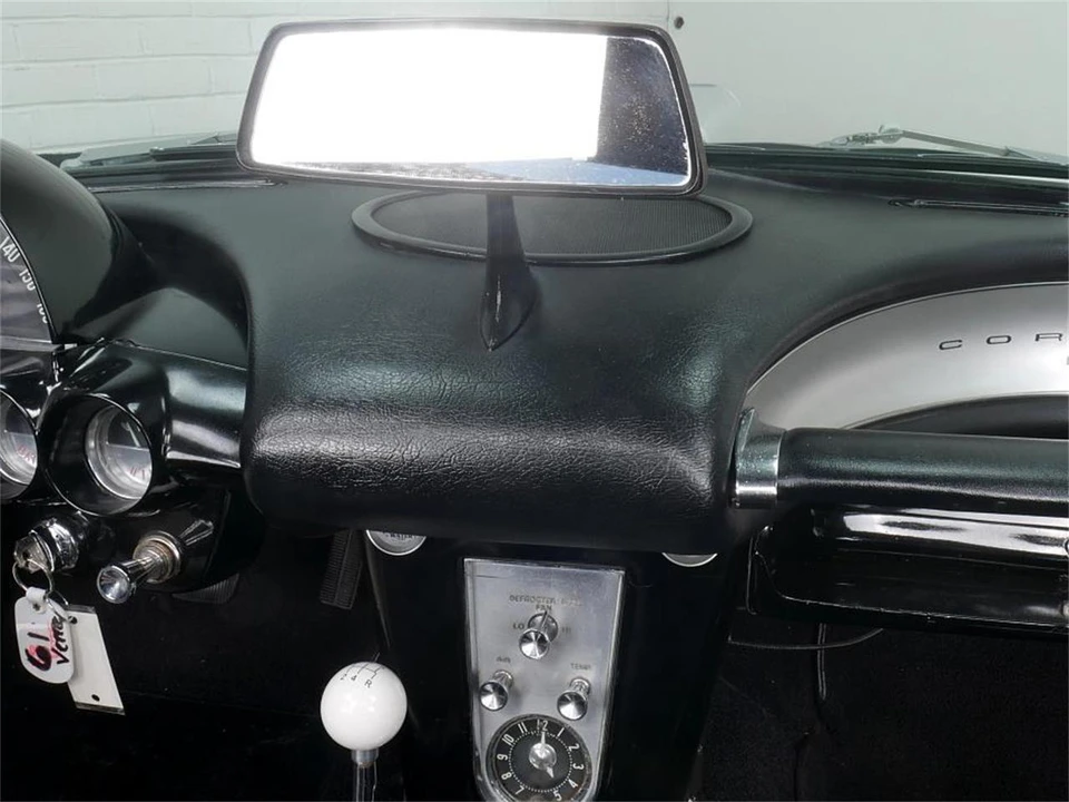 1961 Chevrolet Corvette C1 - Image 14 of 31
