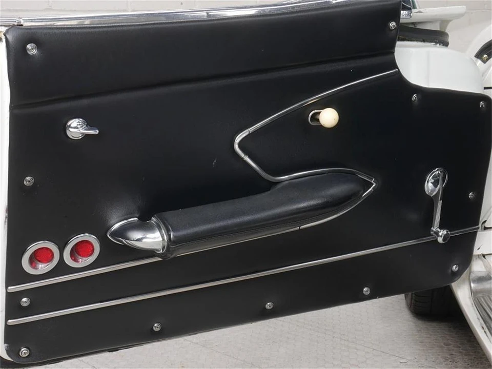 1961 Chevrolet Corvette C1 - Image 19 of 31