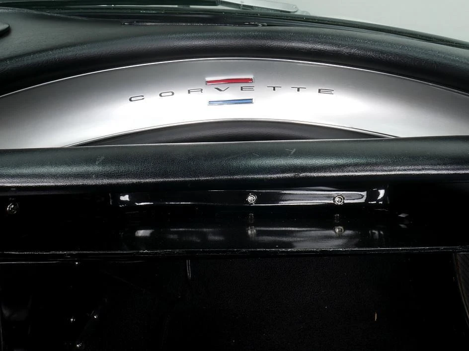 1961 Chevrolet Corvette C1 - Image 14 of 31