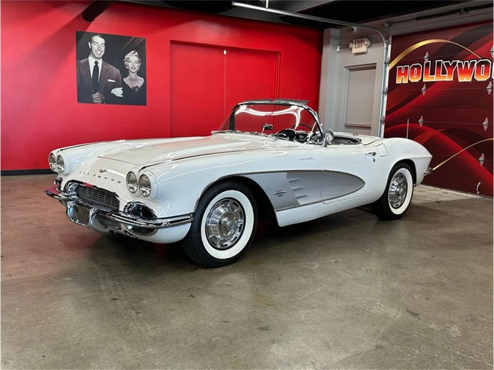 1961 Chevrolet Corvette C1 - Image 2 of 31