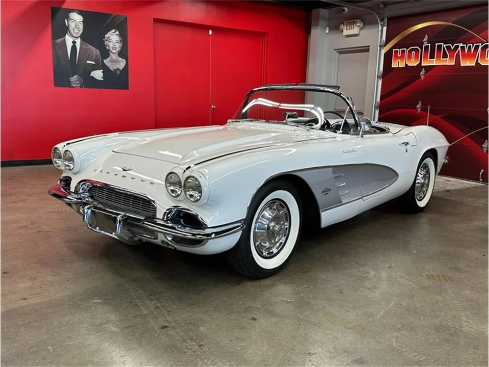 1961 Chevrolet Corvette C1 - Image 3 of 31