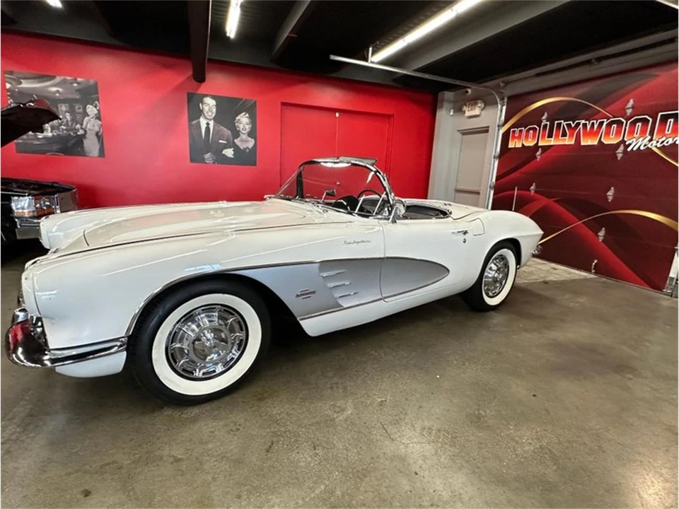 1961 Chevrolet Corvette C1 - Image 31 of 31