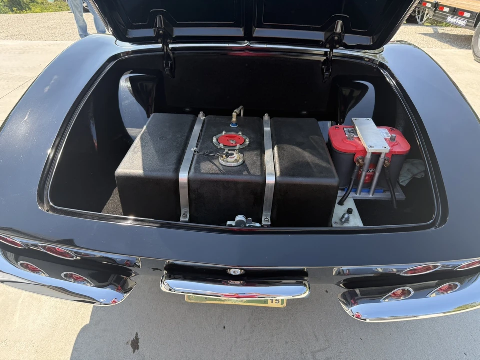1961 Chevrolet Corvette C1 - Image 8 of 24