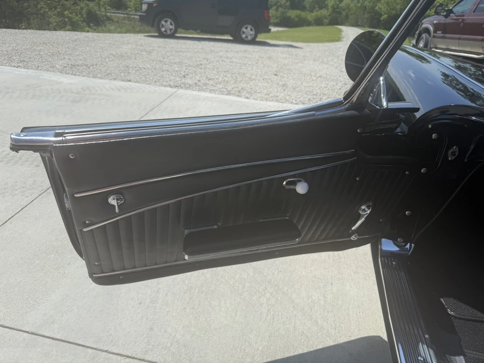 1961 Chevrolet Corvette C1 - Image 17 of 24