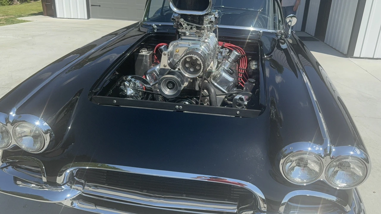 1961 Chevrolet Corvette C1 - Image 13 of 24