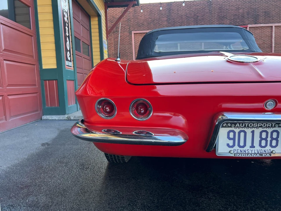 1961 Chevrolet Corvette C1 - Image 10 of 12