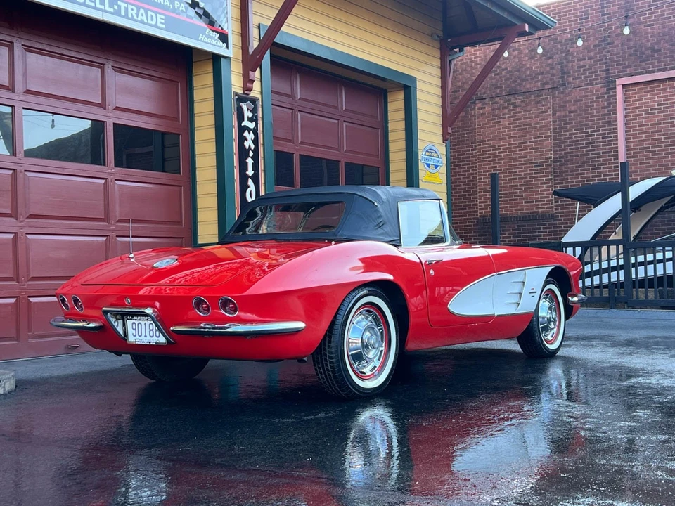 1961 Chevrolet Corvette C1 - Image 6 of 12