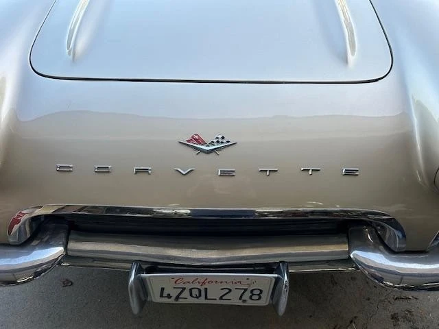 1961 Chevrolet Corvette C1 - Image 7 of 9