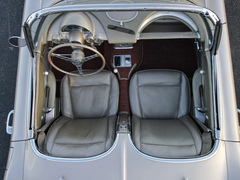 1961 Chevrolet Corvette C1 - Image 9 of 29