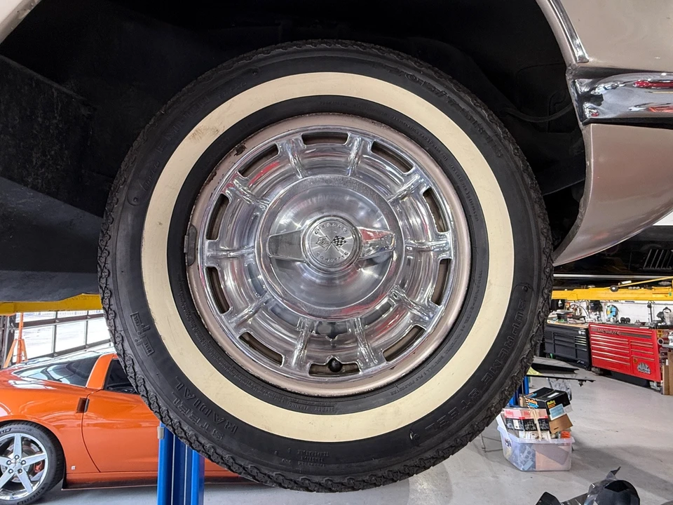 1961 Chevrolet Corvette C1 - Image 16 of 29