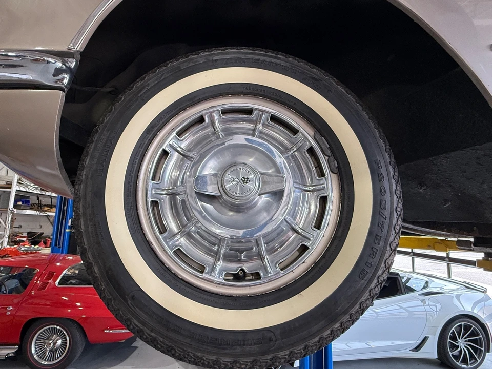 1961 Chevrolet Corvette C1 - Image 17 of 29