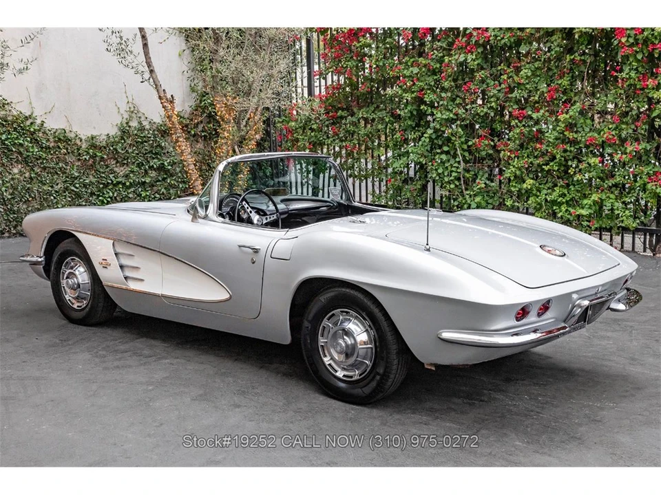 1961 Chevrolet Corvette C1 - Image 6 of 31