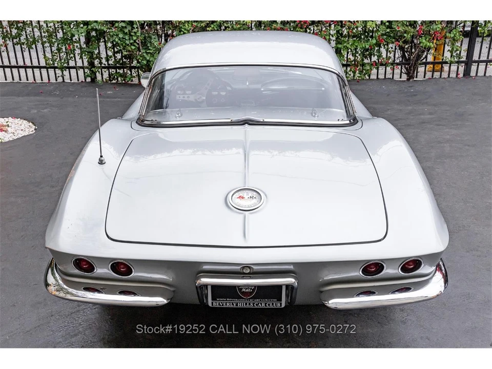1961 Chevrolet Corvette C1 - Image 16 of 31