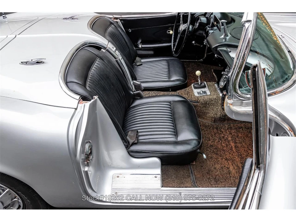 1961 Chevrolet Corvette C1 - Image 30 of 31