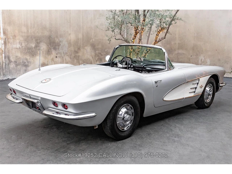 1961 Chevrolet Corvette C1 - Image 4 of 31