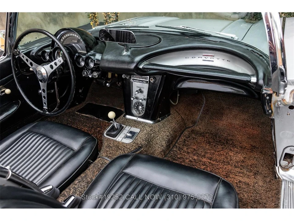 1961 Chevrolet Corvette C1 - Image 31 of 31