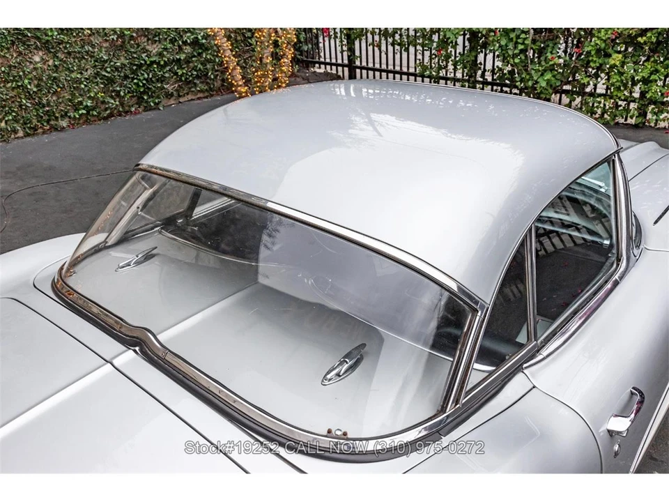 1961 Chevrolet Corvette C1 - Image 17 of 31