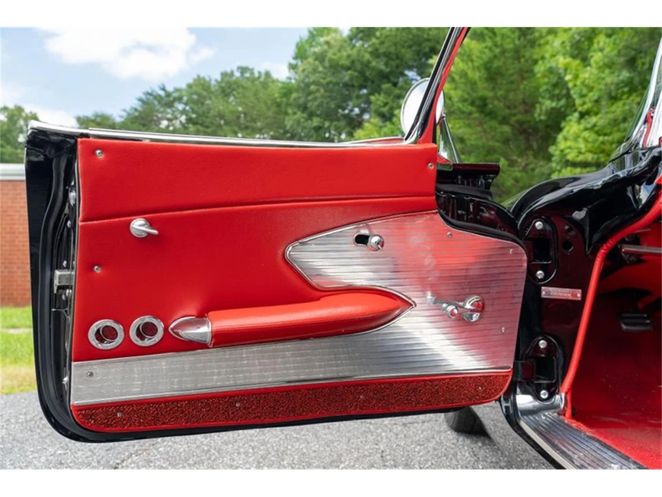 1961 Chevrolet Corvette C1 - Image 31 of 31