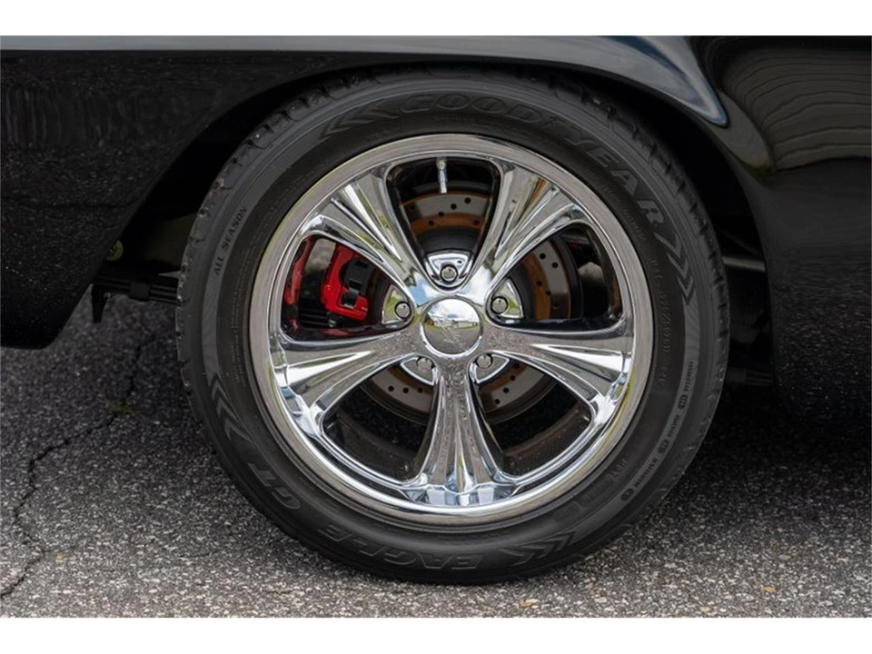 1961 Chevrolet Corvette C1 - Image 25 of 31