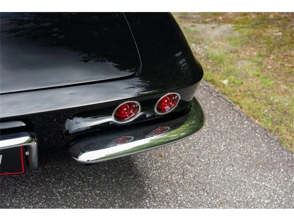 1961 Chevrolet Corvette C1 - Image 12 of 31