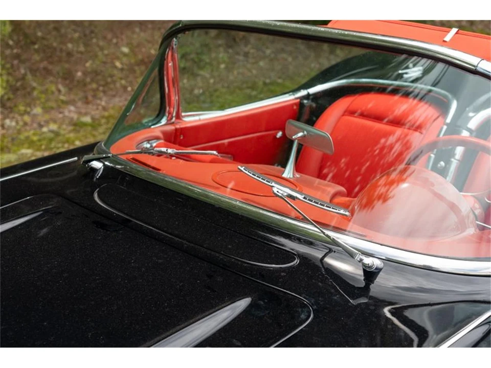 1961 Chevrolet Corvette C1 - Image 27 of 31