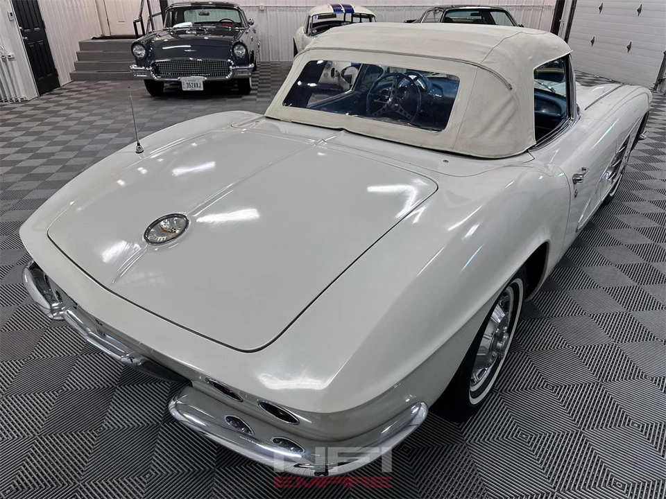 1961 Chevrolet Corvette C1 - Image 19 of 31