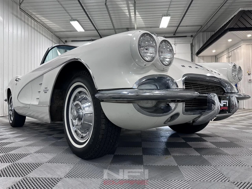 1961 Chevrolet Corvette C1 - Image 31 of 31
