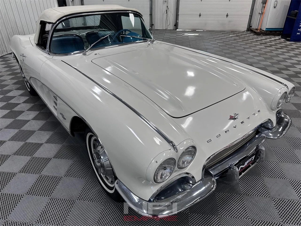 1961 Chevrolet Corvette C1 - Image 13 of 31