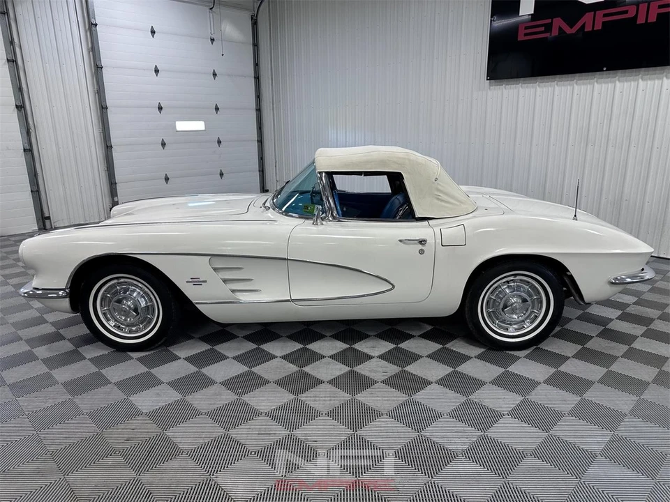 1961 Chevrolet Corvette C1 - Image 5 of 31
