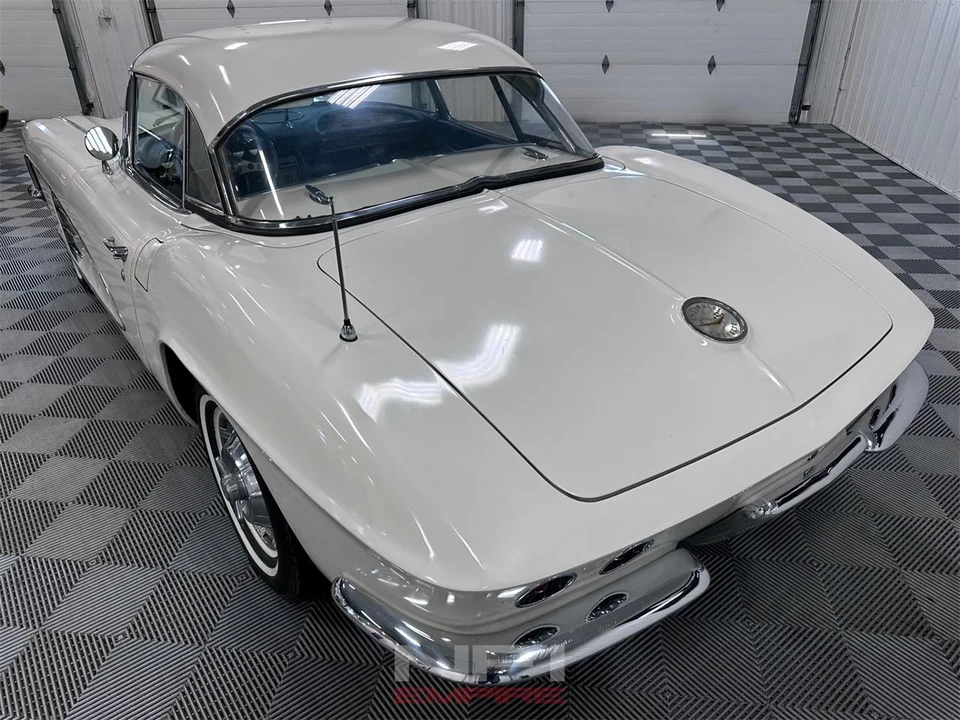 1961 Chevrolet Corvette C1 - Image 26 of 31