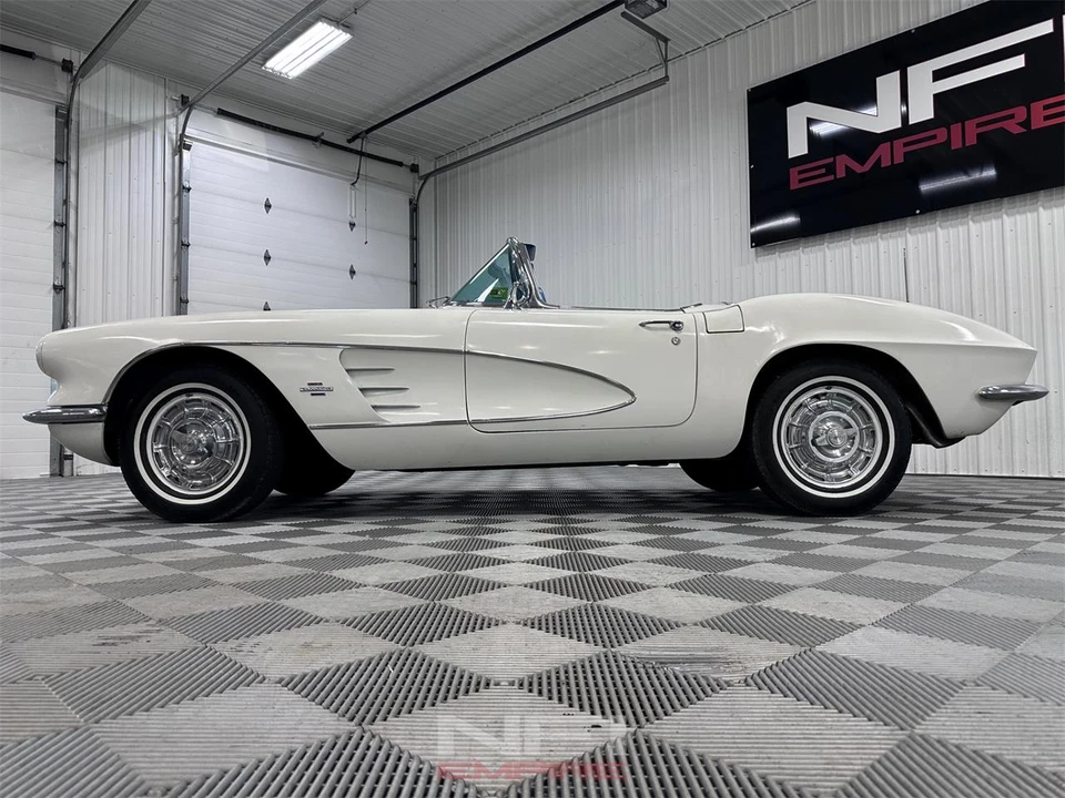 1961 Chevrolet Corvette C1 - Image 27 of 31