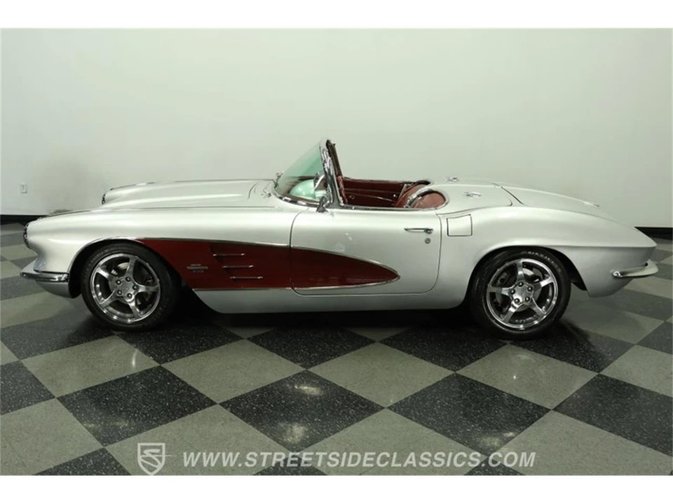 1961 Chevrolet Corvette C1 - Image 2 of 31