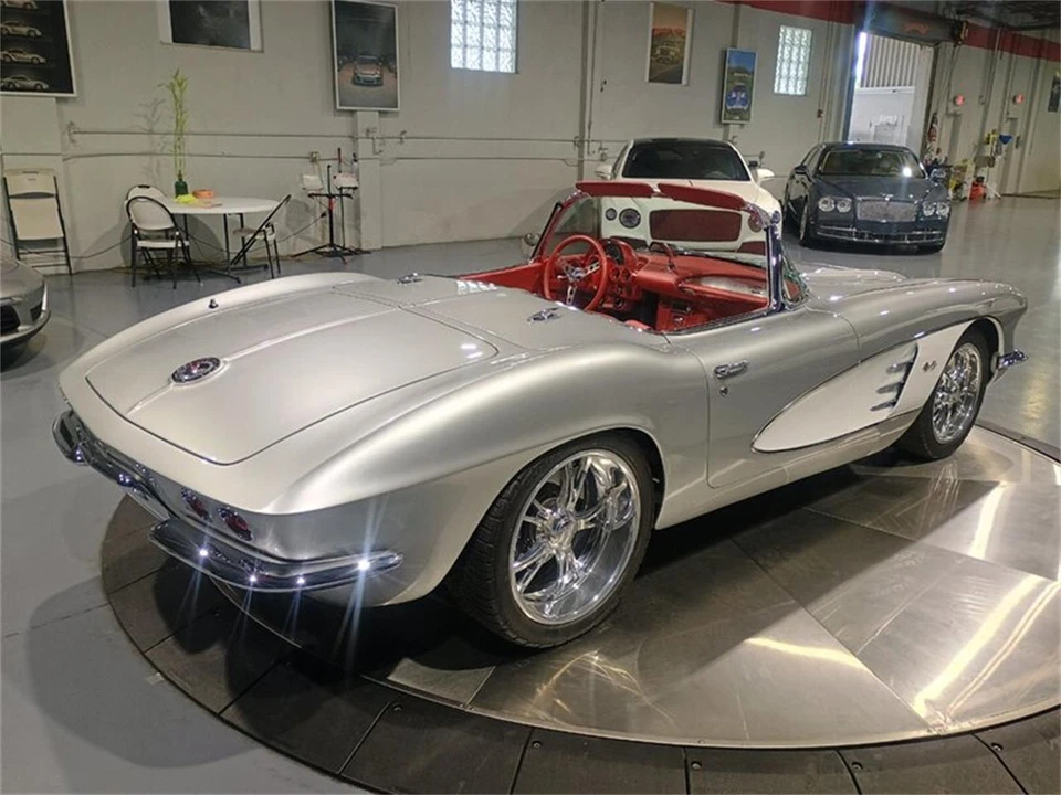 1961 Chevrolet Corvette C1 - Image 6 of 31