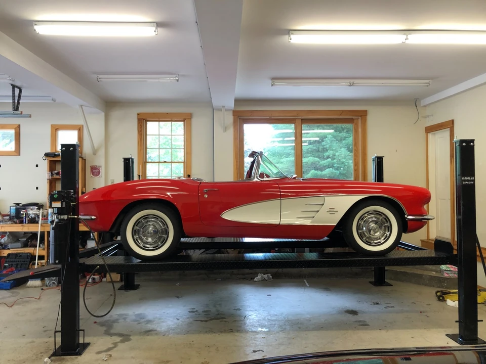 1961 Chevrolet Corvette C1 - Image 11 of 17