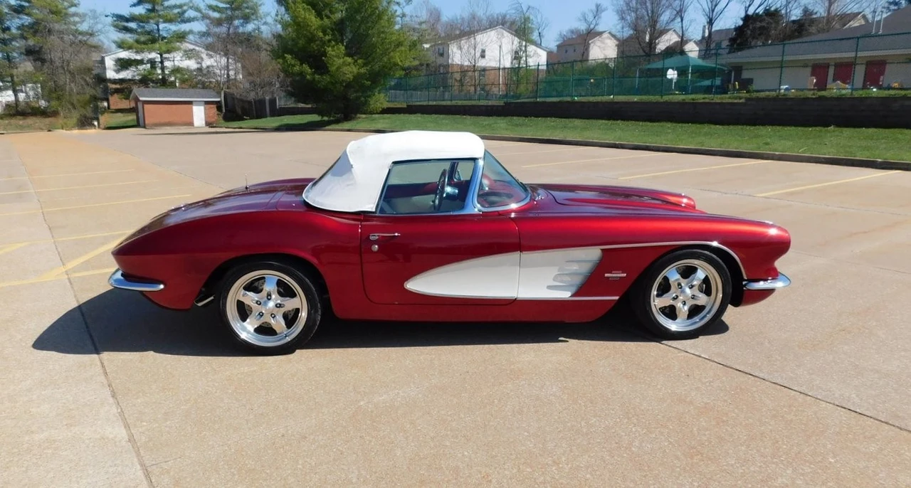1961 Chevrolet Corvette C1 - Image 9 of 21