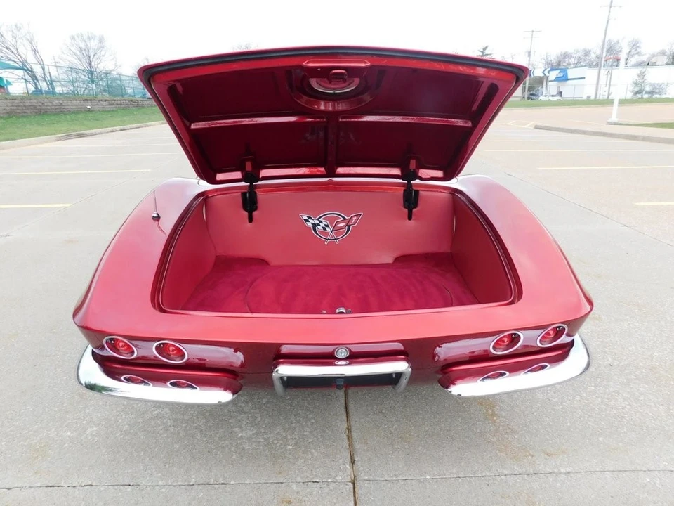 1961 Chevrolet Corvette C1 - Image 13 of 21