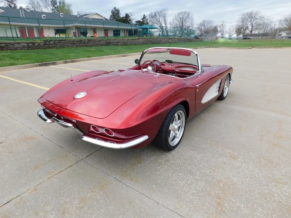 1961 Chevrolet Corvette C1 - Image 10 of 21