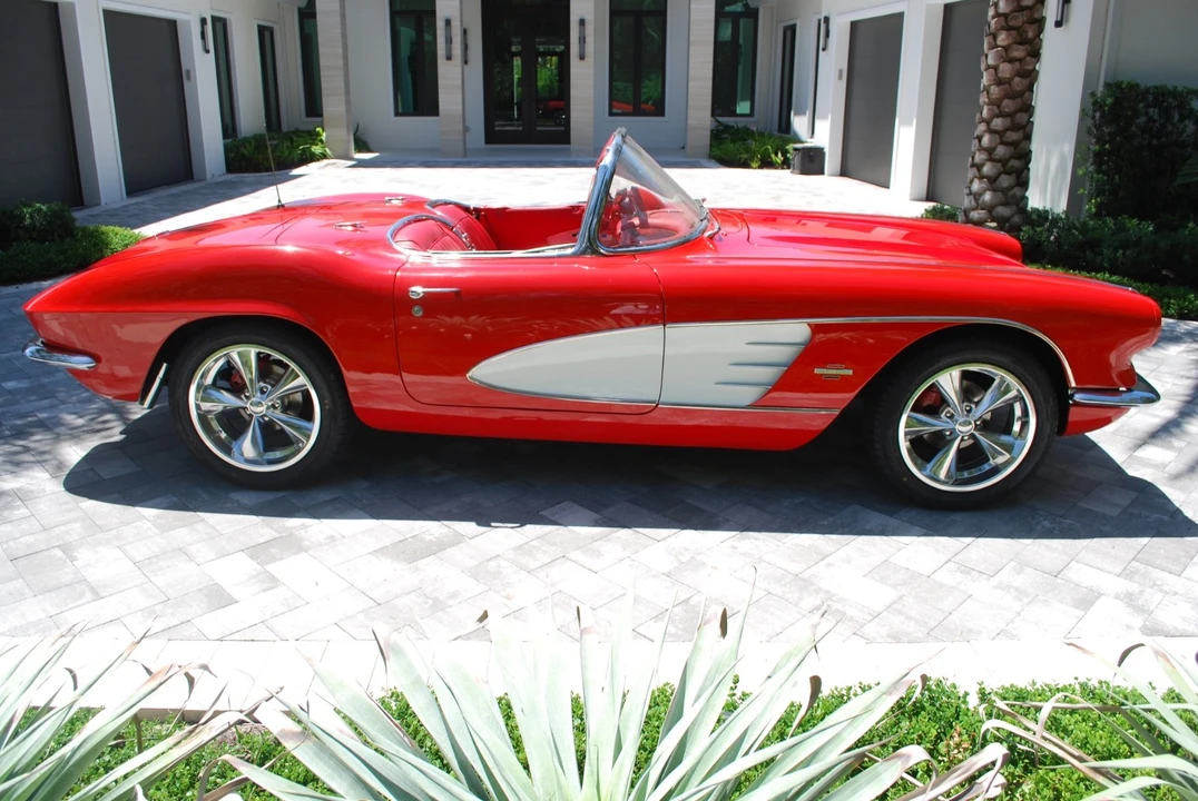 1961 Chevrolet Corvette C1 - Image 3 of 31