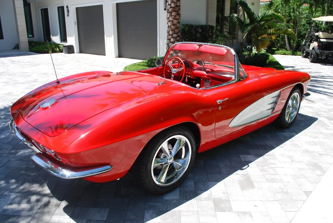 1961 Chevrolet Corvette C1 - Image 8 of 31