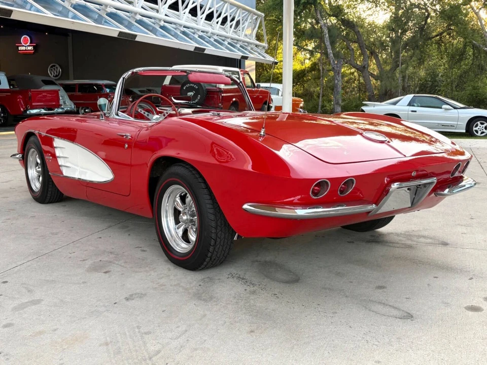 1961 Chevrolet Corvette C1 - Image 9 of 31